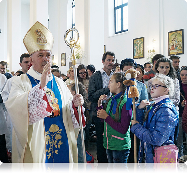 Uczestnicy pielgrzymki otrzymali błogosławieństwo biskupie