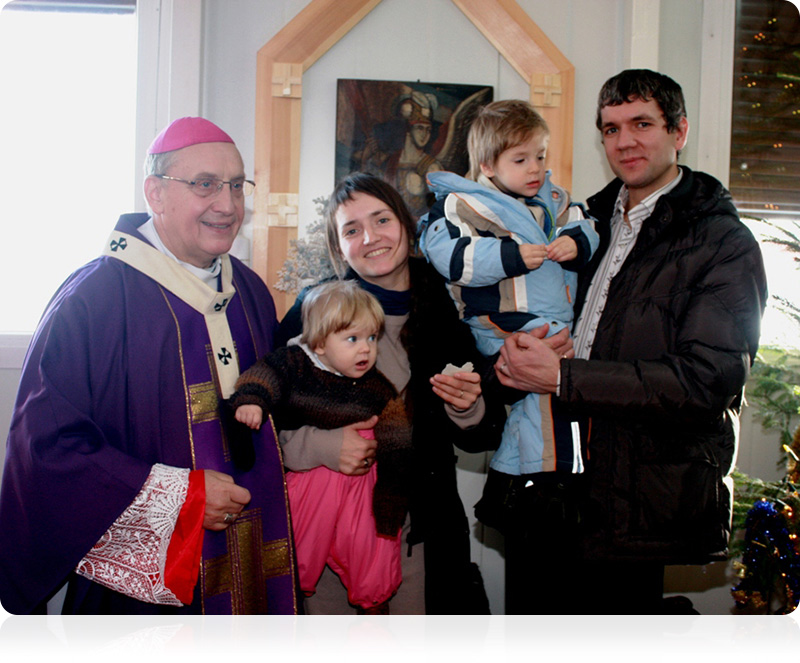 Abp Kondrusiewicz: “Rodzina musi być silna Bogiem”