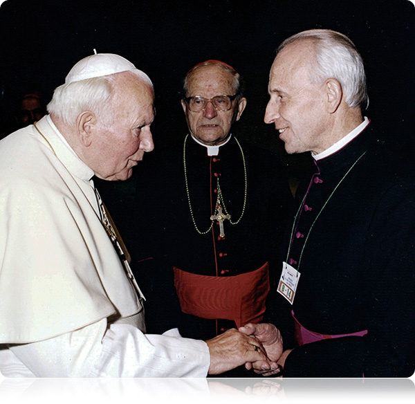 Spotkanie z papieżem Janem Pawłem II
stało się niezapomnianym wydarzeniem w życiu kapłana