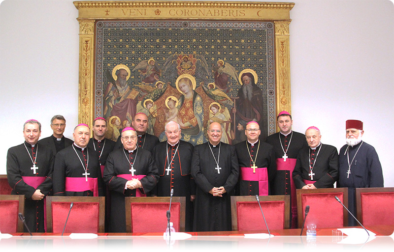 Hierarchowie podczas spotkania w Kongregacji ds. Biskupów