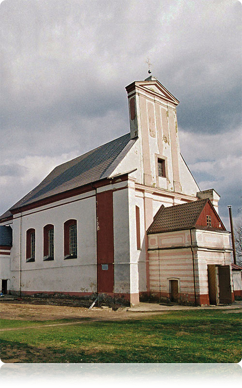 Kościół pw. św. Mikołaja Biskupa w Gieranionach 
(dekanat Iwie) zbudowany w 1433 roku konsekrowany w 1771 roku