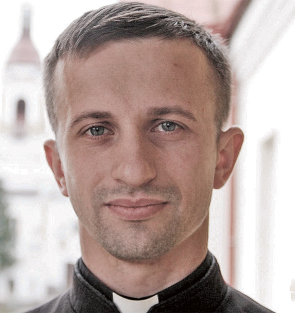 Ks. Andrzej Strukiel     urodził się 19 listopada1993 roku. Pochodzi z parafii Podwyższenia Krzyża Świętego w Lidzie.