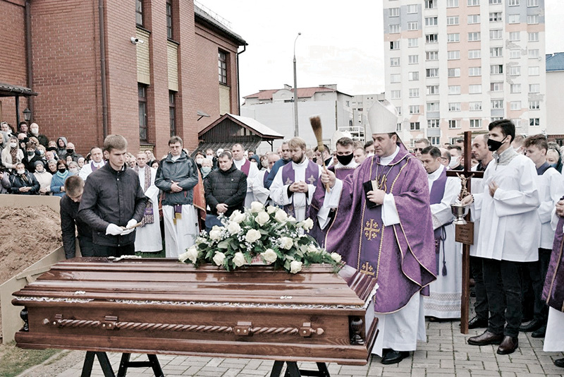 Ceremonia pogrzebowa ks. kanonika Józefa Hańczyca