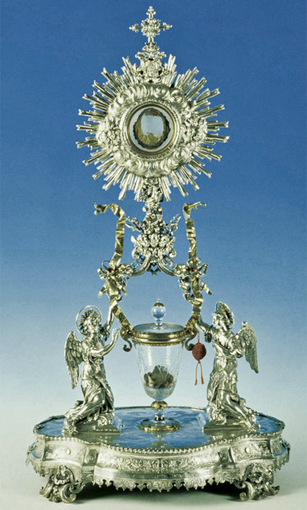 Srebrny relikwiarz z Lanciano, zawierający przemienione
Ciało i Krew Chrystusa