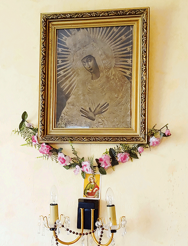 Krystyna Żulego nie wyobraża sobie domu bez obrazu Matki Bożej Ostrobramskiej